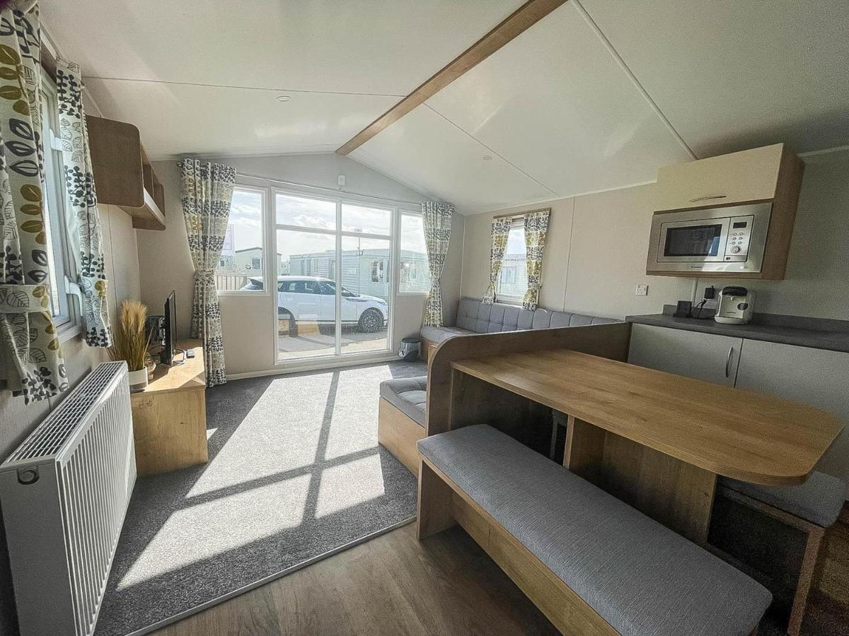 Hotel Lovely 8 Berth Caravan For Hire At Barmston Beach Holiday Park Ref 62002O Lund Exterior foto