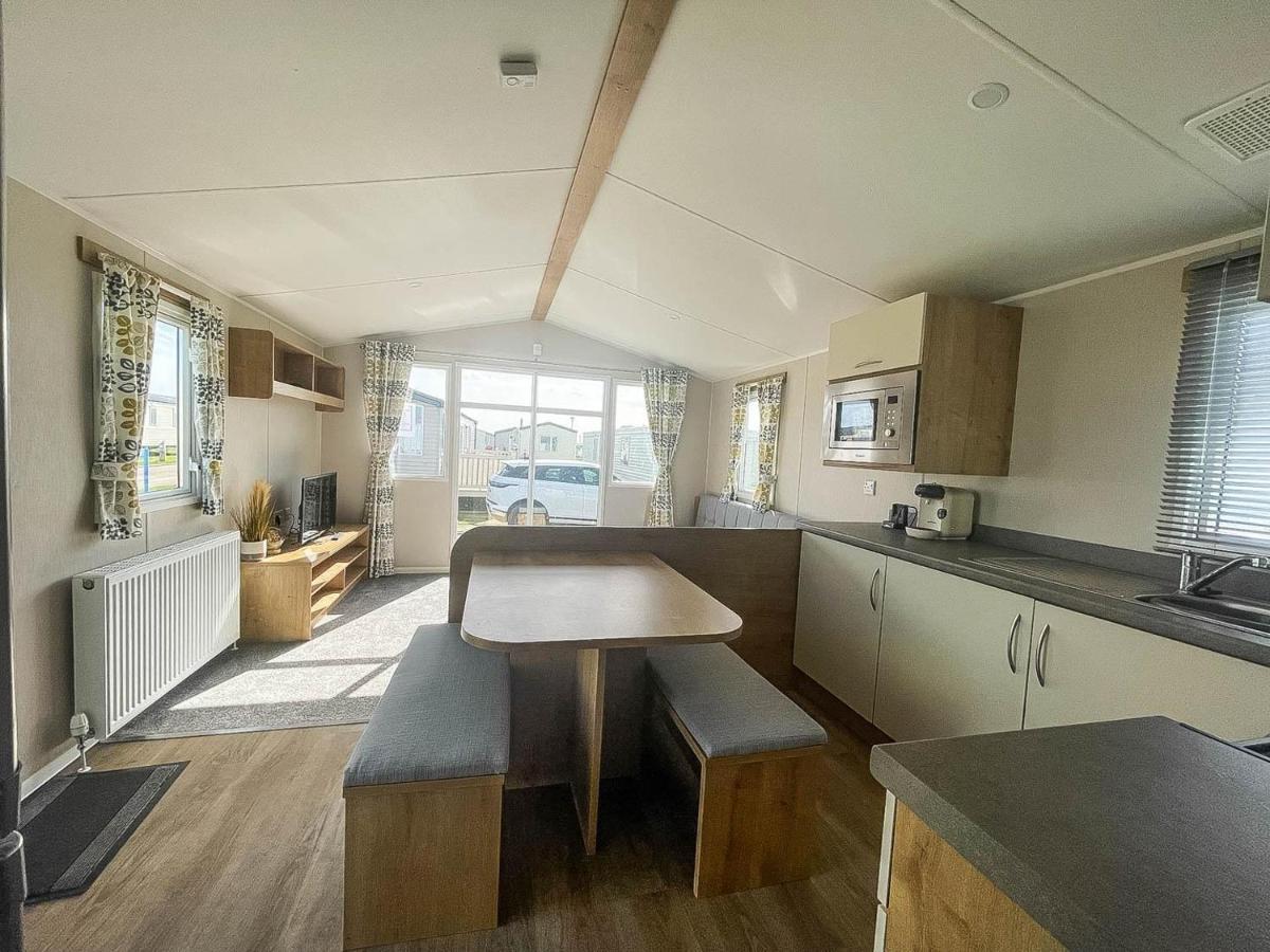 Hotel Lovely 8 Berth Caravan For Hire At Barmston Beach Holiday Park Ref 62002O Lund Exterior foto